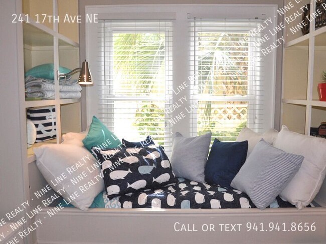 Building Photo - 241 17th Ave NE