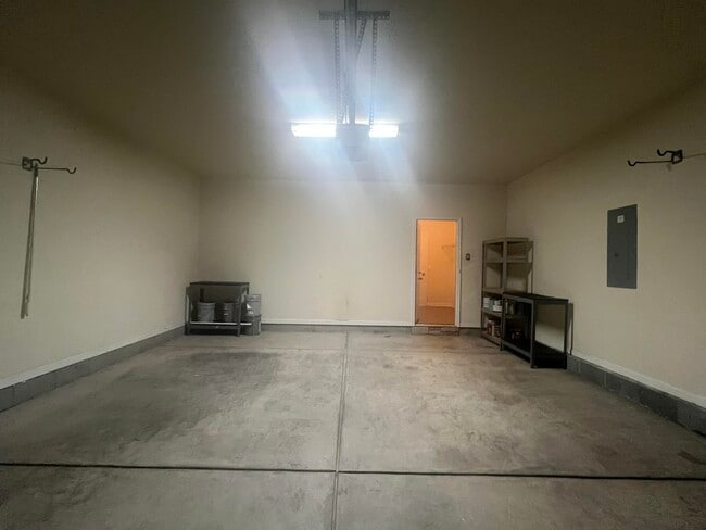 Building Photo - 3625 Galloway Ln