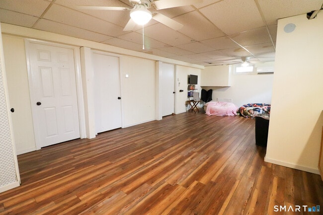 Building Photo - 63 Home Ave