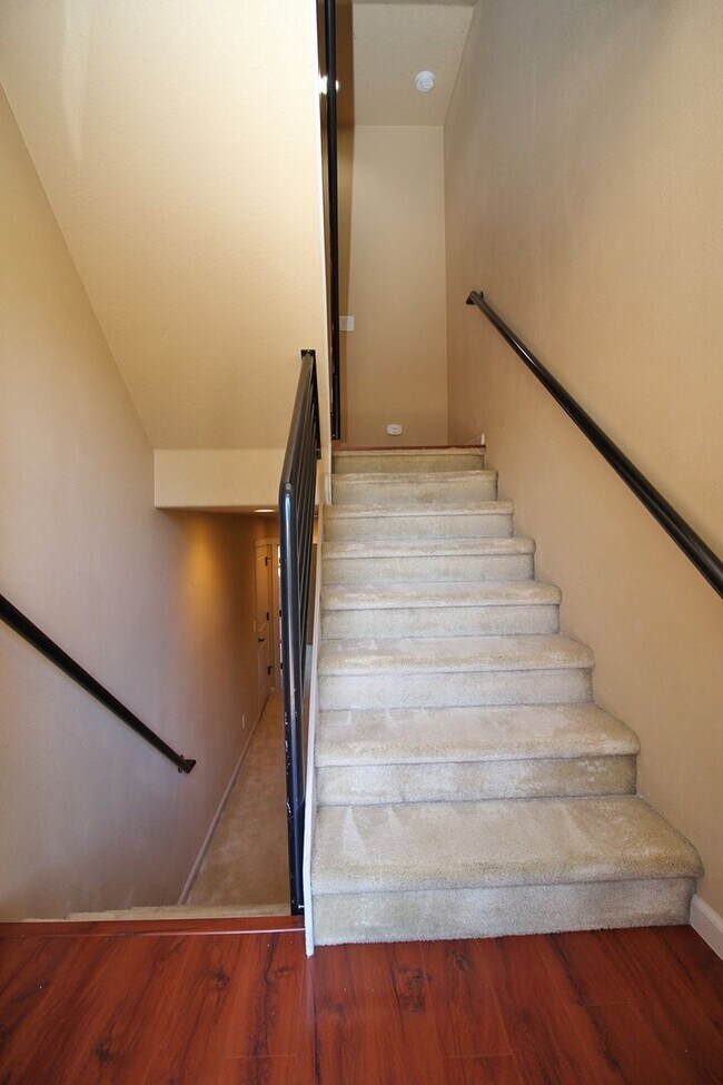 Building Photo - 2945 SW 187th Ave