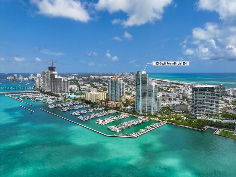 Building Photo - 1000 S Pointe Dr