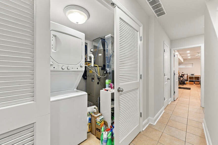 Washer and Dryer - 2612 Ellsworth St