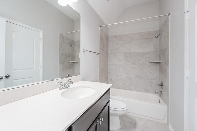 Building Photo - 2911 Angel Mist Ln