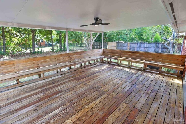 Building Photo - 3795 Summer Dr