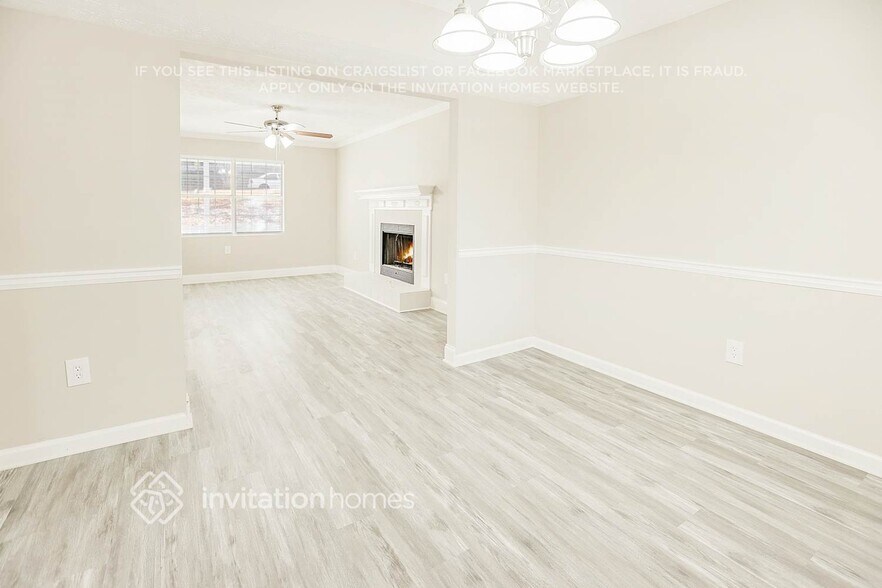 Building Photo - 260 Rosewood Dr