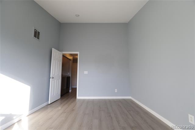 Building Photo - 15612 E 96th Way