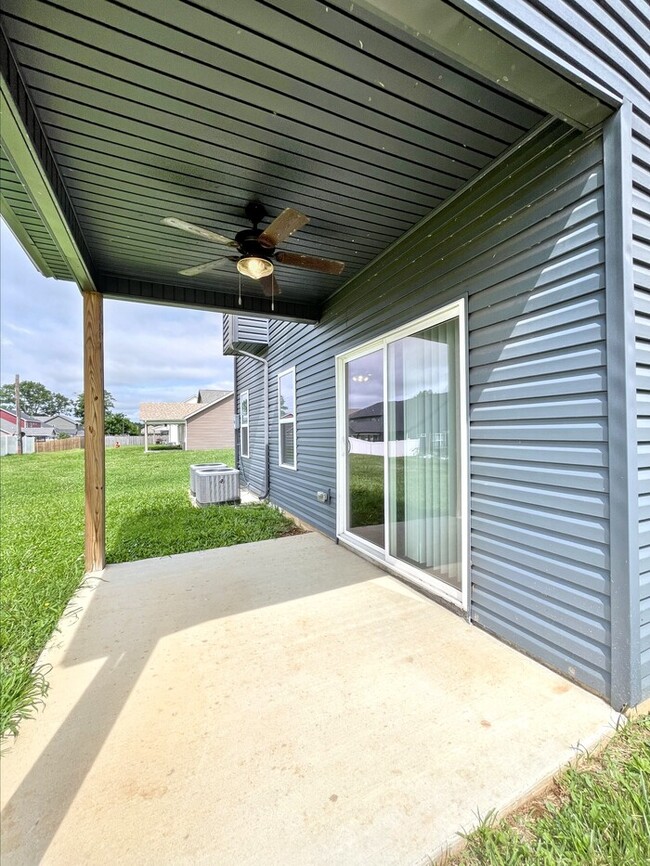 Building Photo - 224 Notgrass Rd