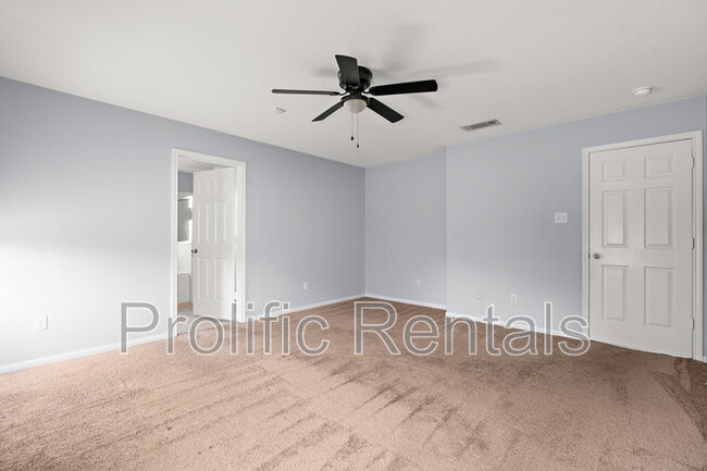 Building Photo - 3308 Catalina Dr