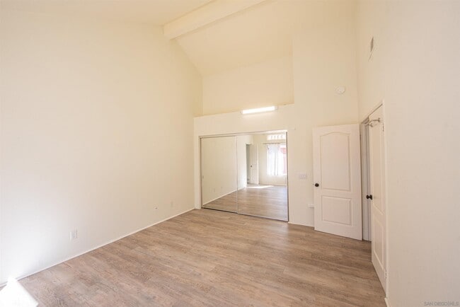 Building Photo - 11323 Caminito Corriente