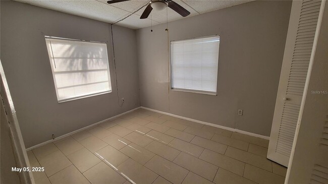 Building Photo - 1904 Honour Rd