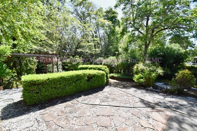 Building Photo - 45 Ignacio Ln