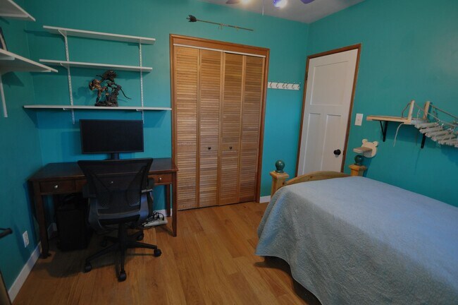Building Photo - 4 Bedroom Pool Home for Rent in Woodland H...