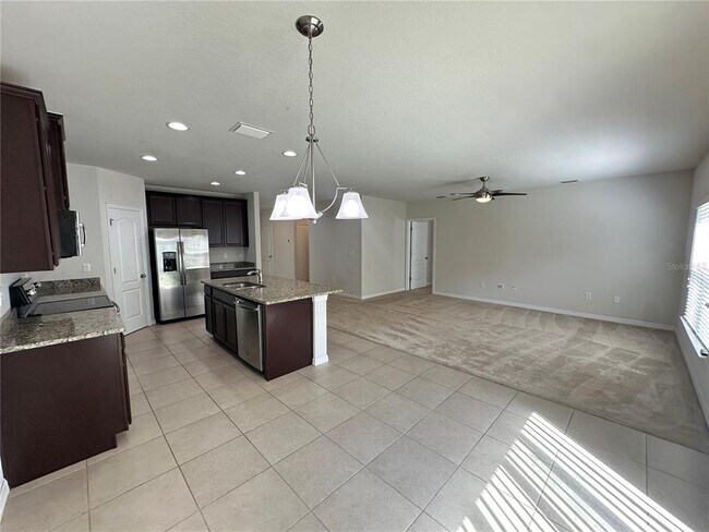 Building Photo - 12202 Ledbury Commons Dr