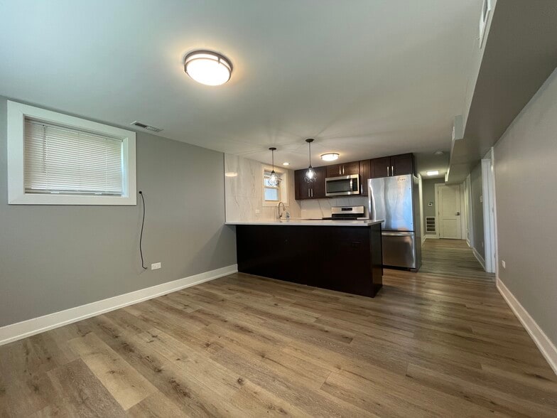 Building Photo - 2435 N 78th Ave