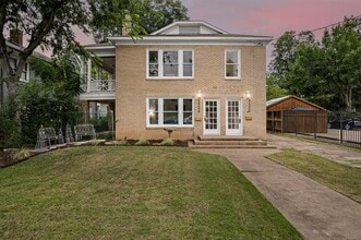 Building Photo - 5322 Junius St