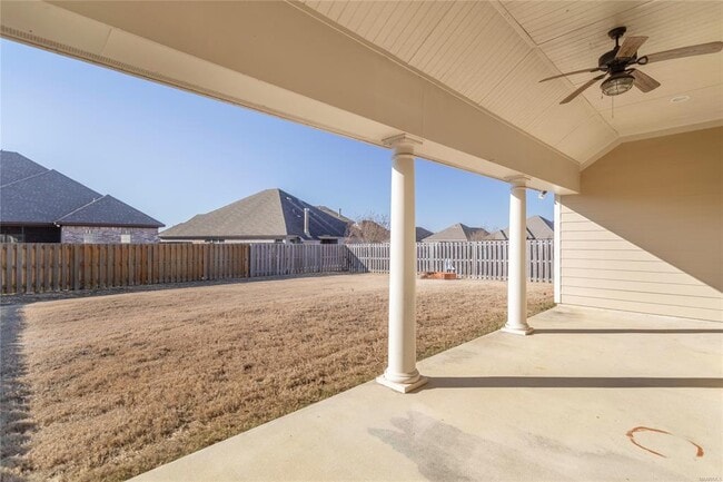 Building Photo - 9153 Autumnbrooke Way