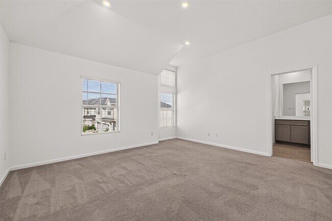 Building Photo - 5558 Amber Brook Ln