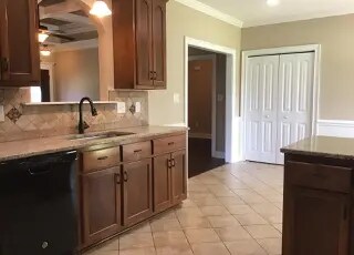 Building Photo - 312 Loneoak Trl