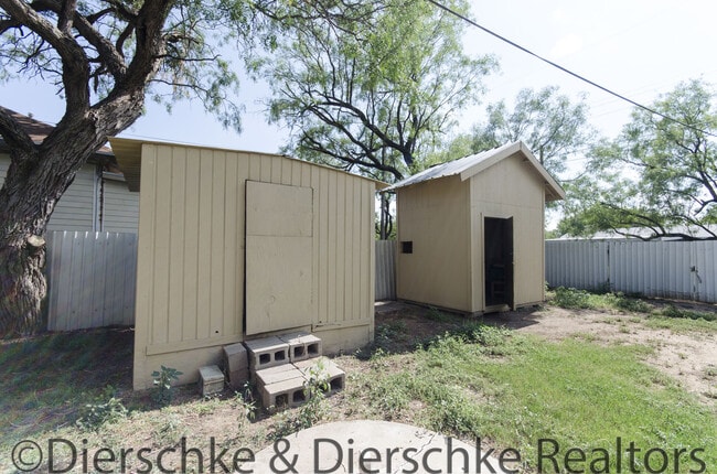 Building Photo - Super cute 3 bedroom home near GAFB COMING SOON!