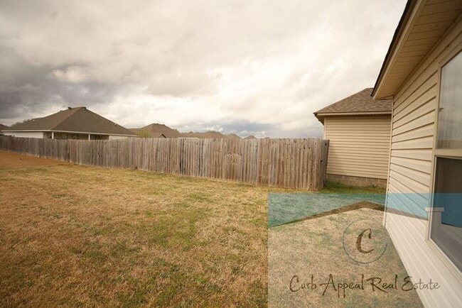 Building Photo - Move in special $800!! Beautiful 3 bed / 2 bath home - Nettleton!!