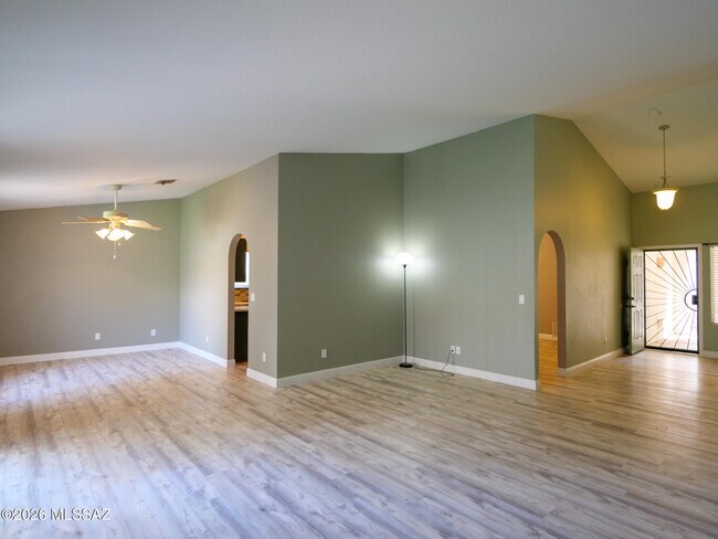 Building Photo - 9599 E Dunnigan Dr