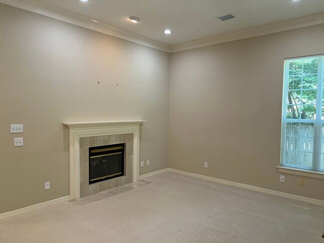 Building Photo - 110 S Mill Trace Dr