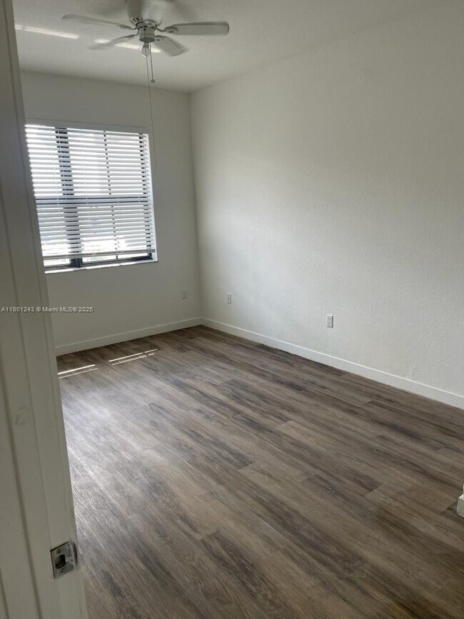 Building Photo - 15650 SW 136th St