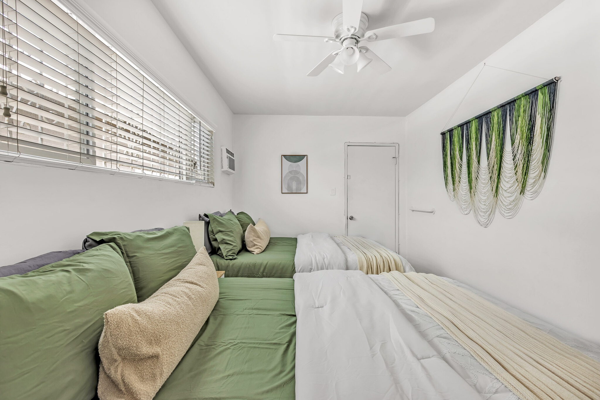 Building Photo - 15006 Burin Ave