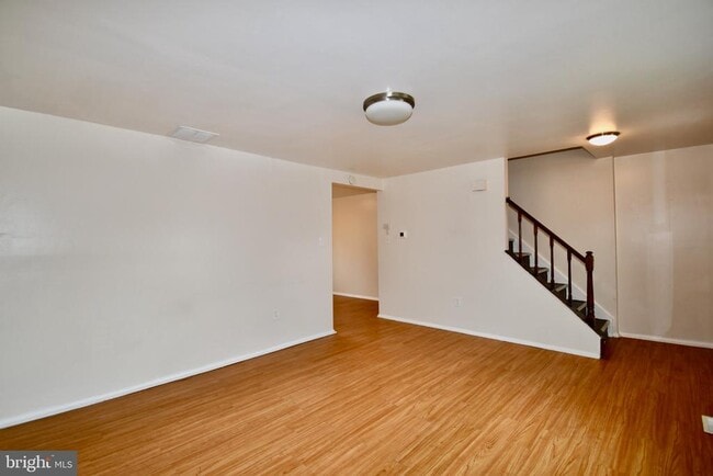 Building Photo - 1730 Heather Ln