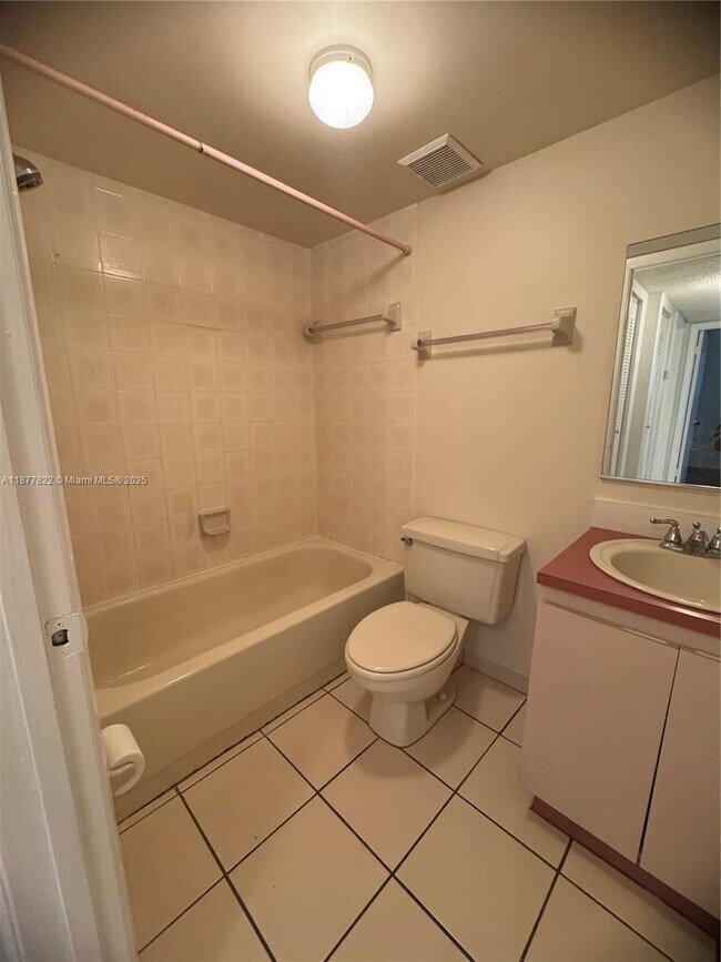 Building Photo - 5765 W 25th Ct