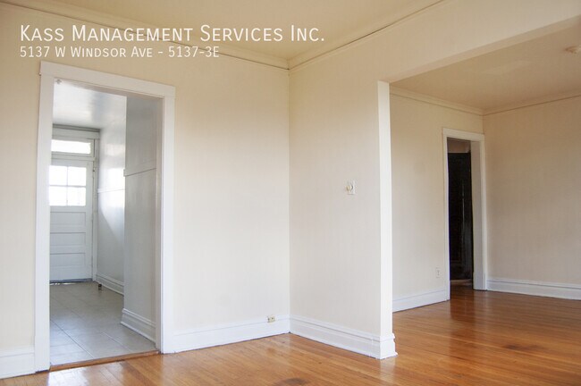 Building Photo - 5137 W Windsor Ave