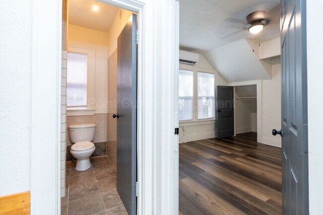 Building Photo - 423 N Emporia Ave