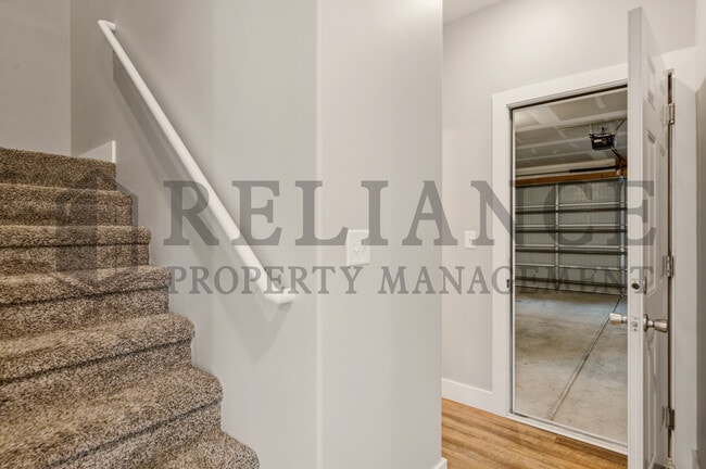 Building Photo - 4647 E 45th St N