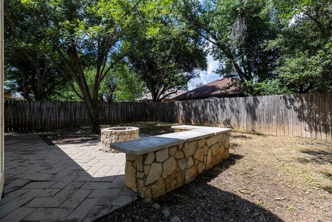 Building Photo - 13313 Black Canyon Dr