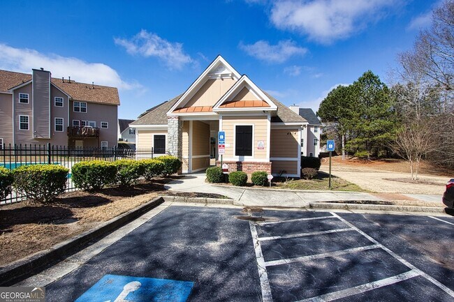 Building Photo - 4333 Beaver Tree St