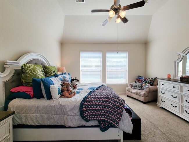 Building Photo - 23603 Villa Lisa Dr