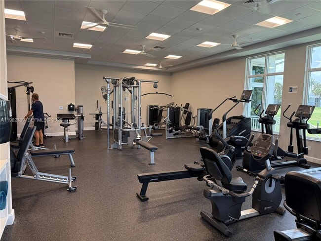 Building Photo - 2400 S Ocean Dr