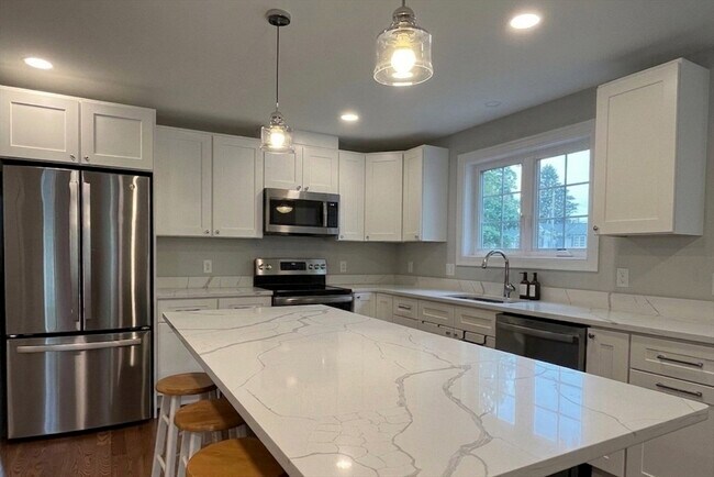 Building Photo - 57 Castine St