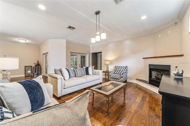 Building Photo - 4903 SW 63rd Loop
