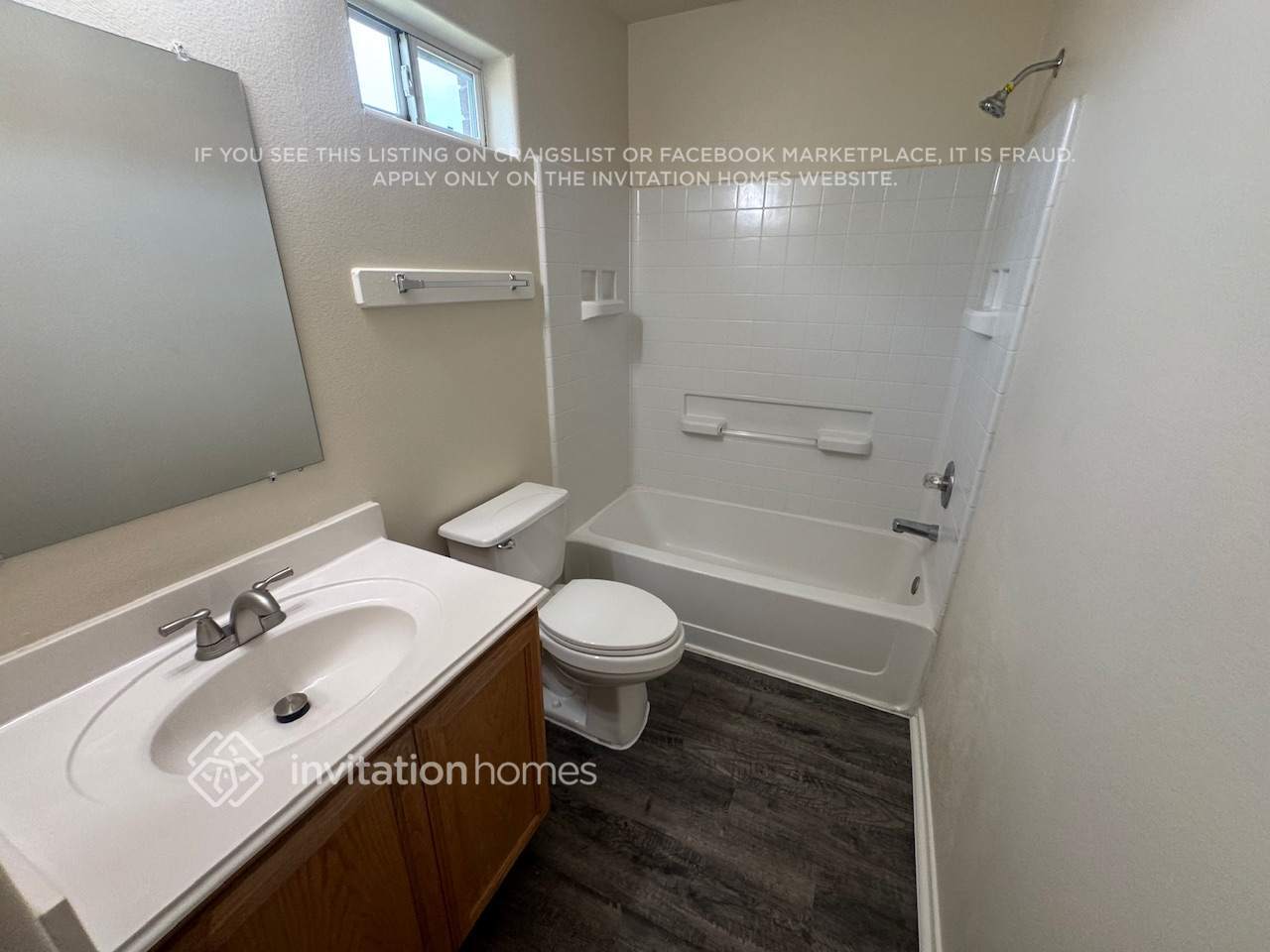 Building Photo - 5511 Rio Ramos St
