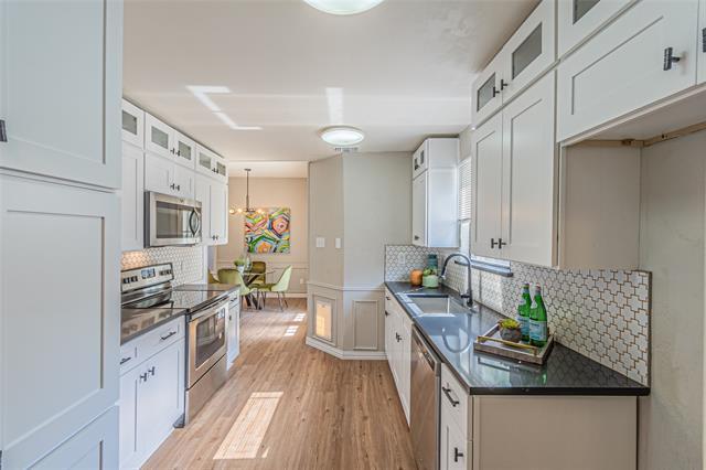 Building Photo - 2152 Sunstone Dr