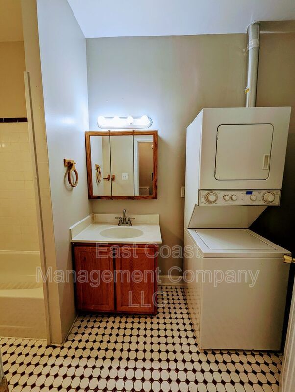 Building Photo - 2348 Eutaw Pl