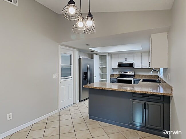 Building Photo - 1108 Shaffer Trail, Oviedo, FL 32765