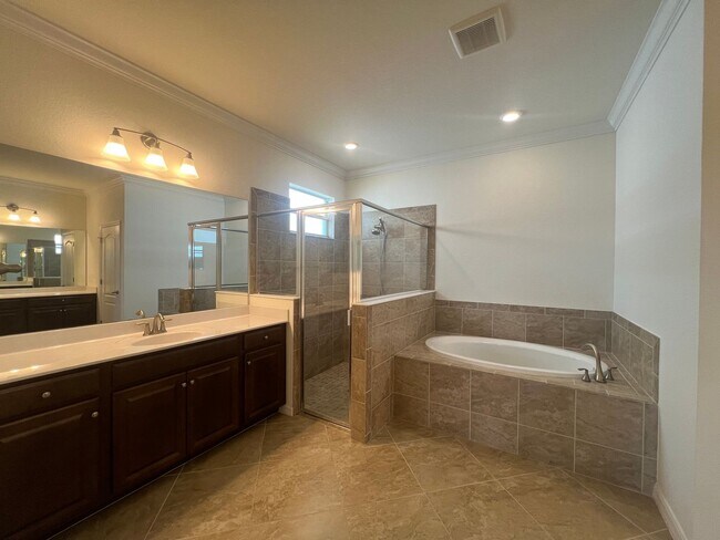 Building Photo - *AVAILABLE NOW* Babcock Ranch 3 Bed 3 Bath with a Den and 3 Car Garage!