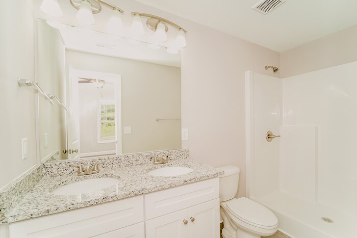 Building Photo - 8610 North Dr