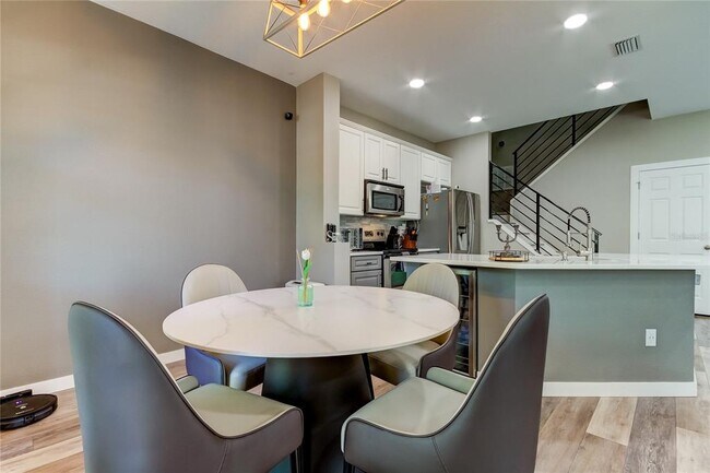 Building Photo - 14141 Citrus Crest Cir