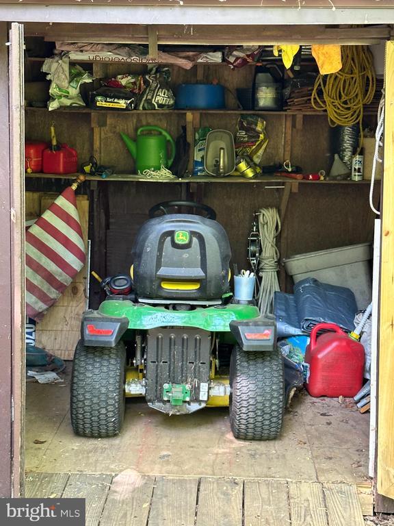 Building Photo - 623 Sean Dr