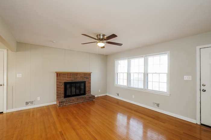 Building Photo - 10505 E 79th St