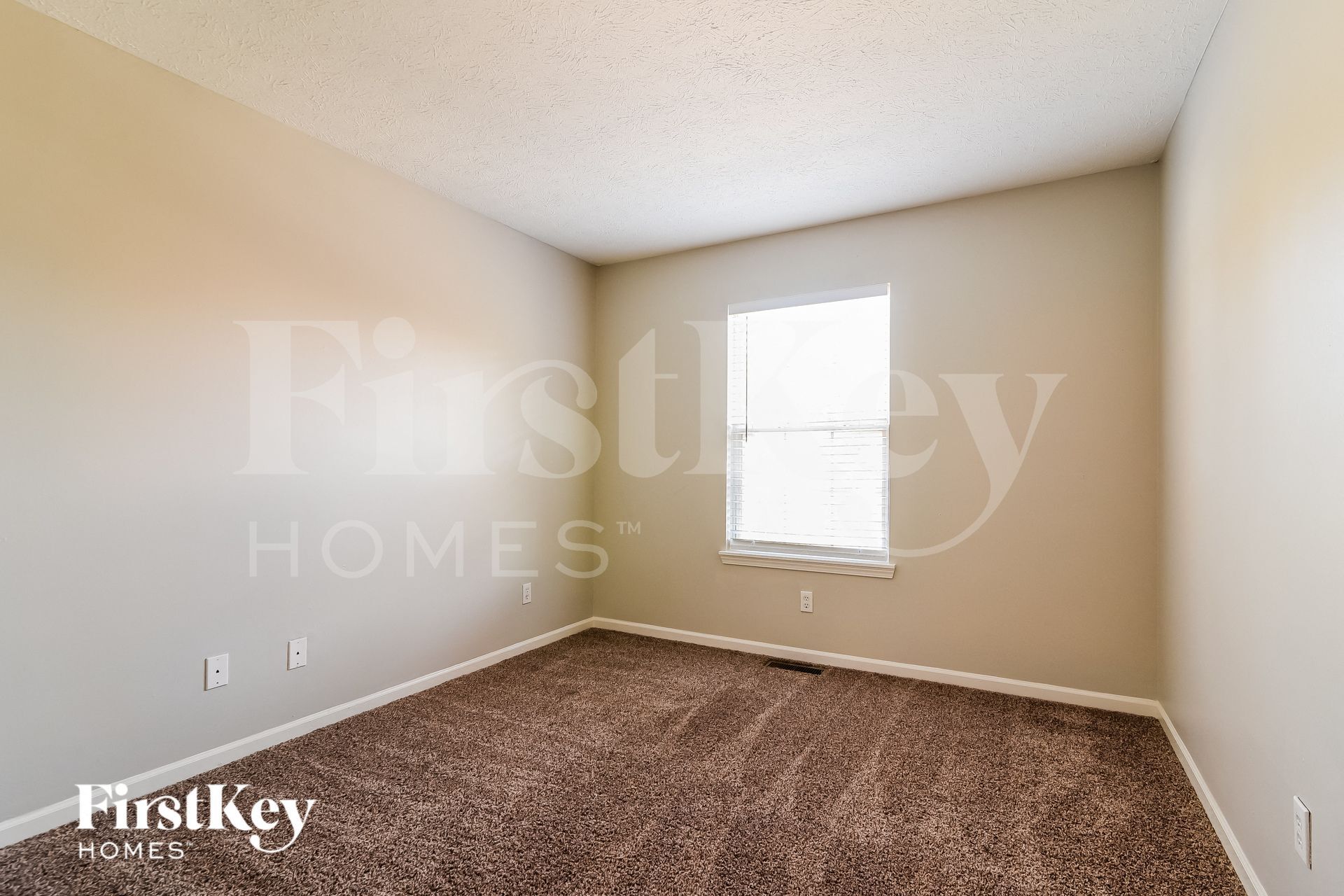 Building Photo - 1562 Winding Creek Trail