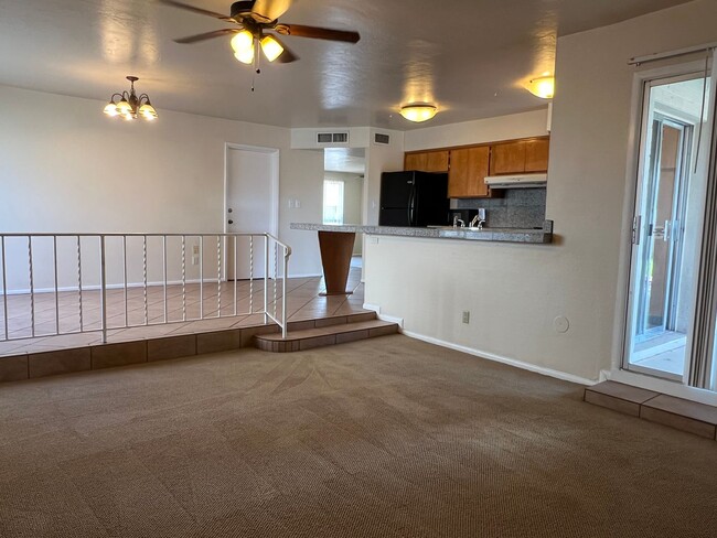 Building Photo - Tempe 3 Bed, 2 Bath - Pool and Single Story